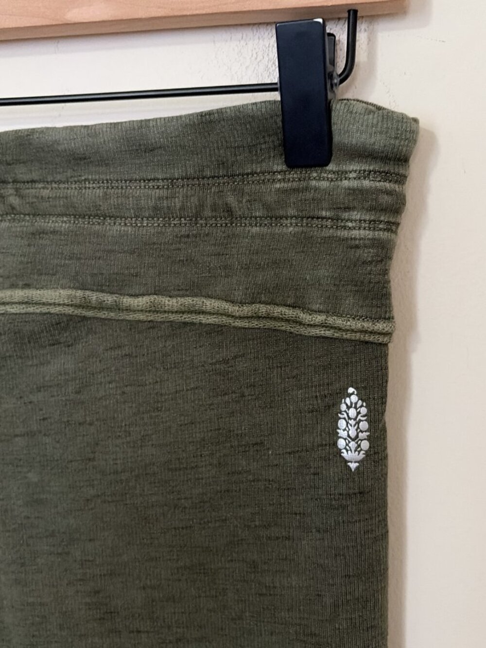 Free People Movement Green Drawstring Waist Kyoto Leggings - Picture 5 of 7